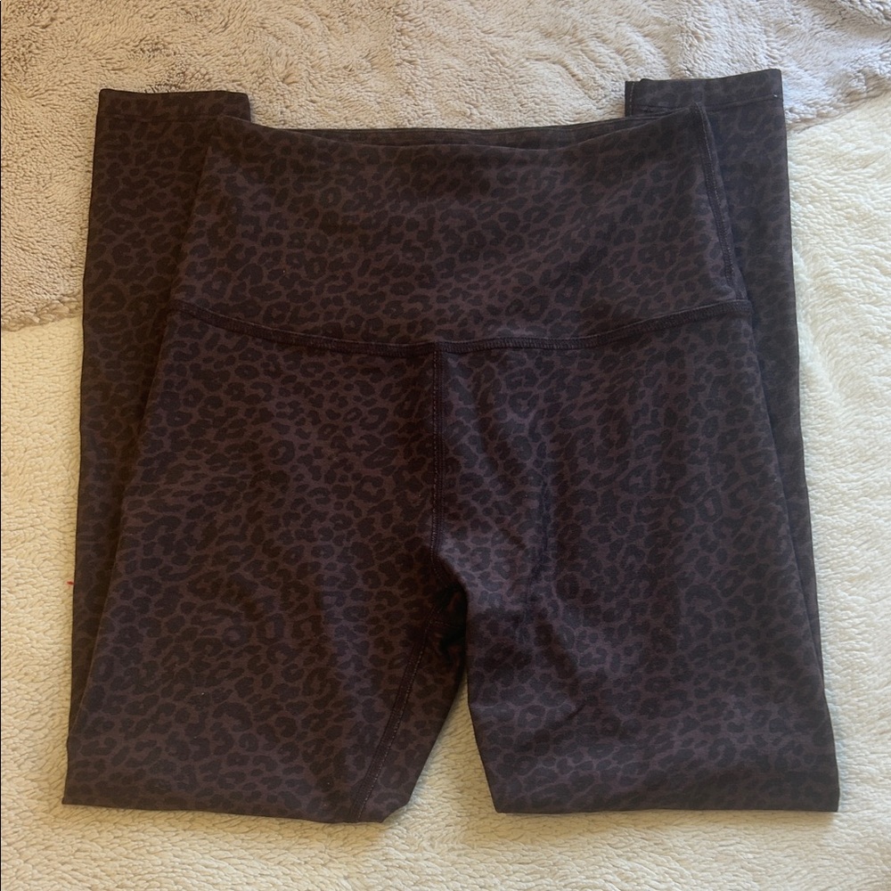 Beyond Yoga Dark Leopard Print Leggings